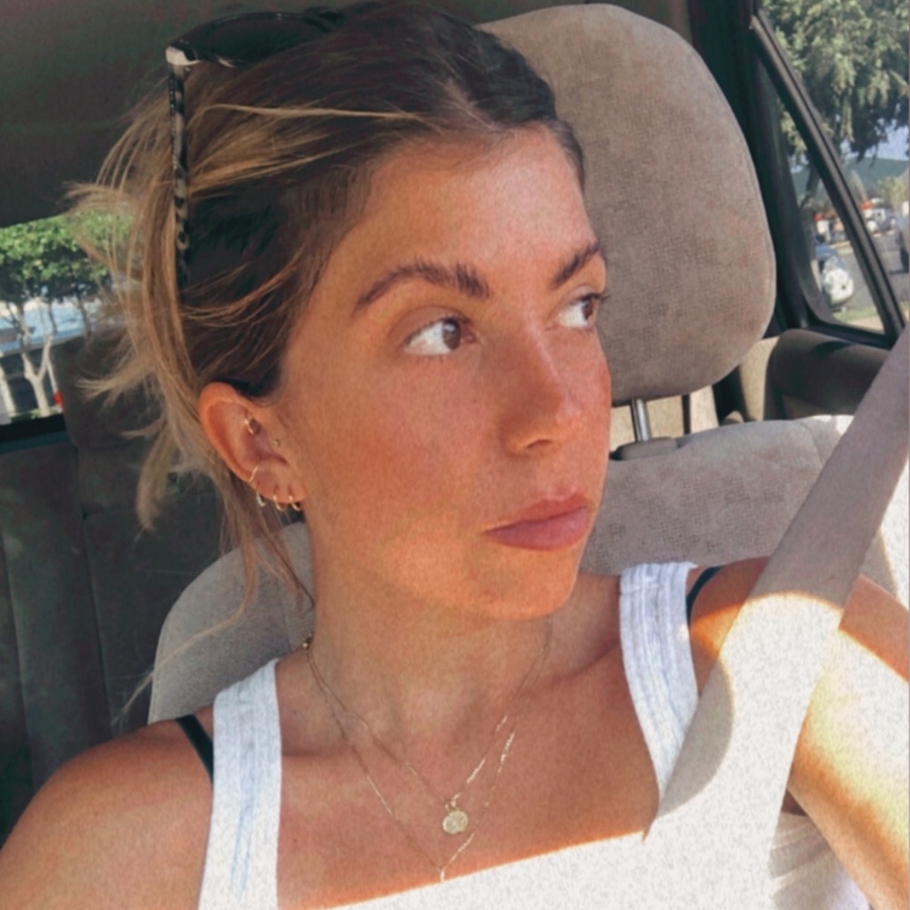 Meet your Posher, Sabrina nazar